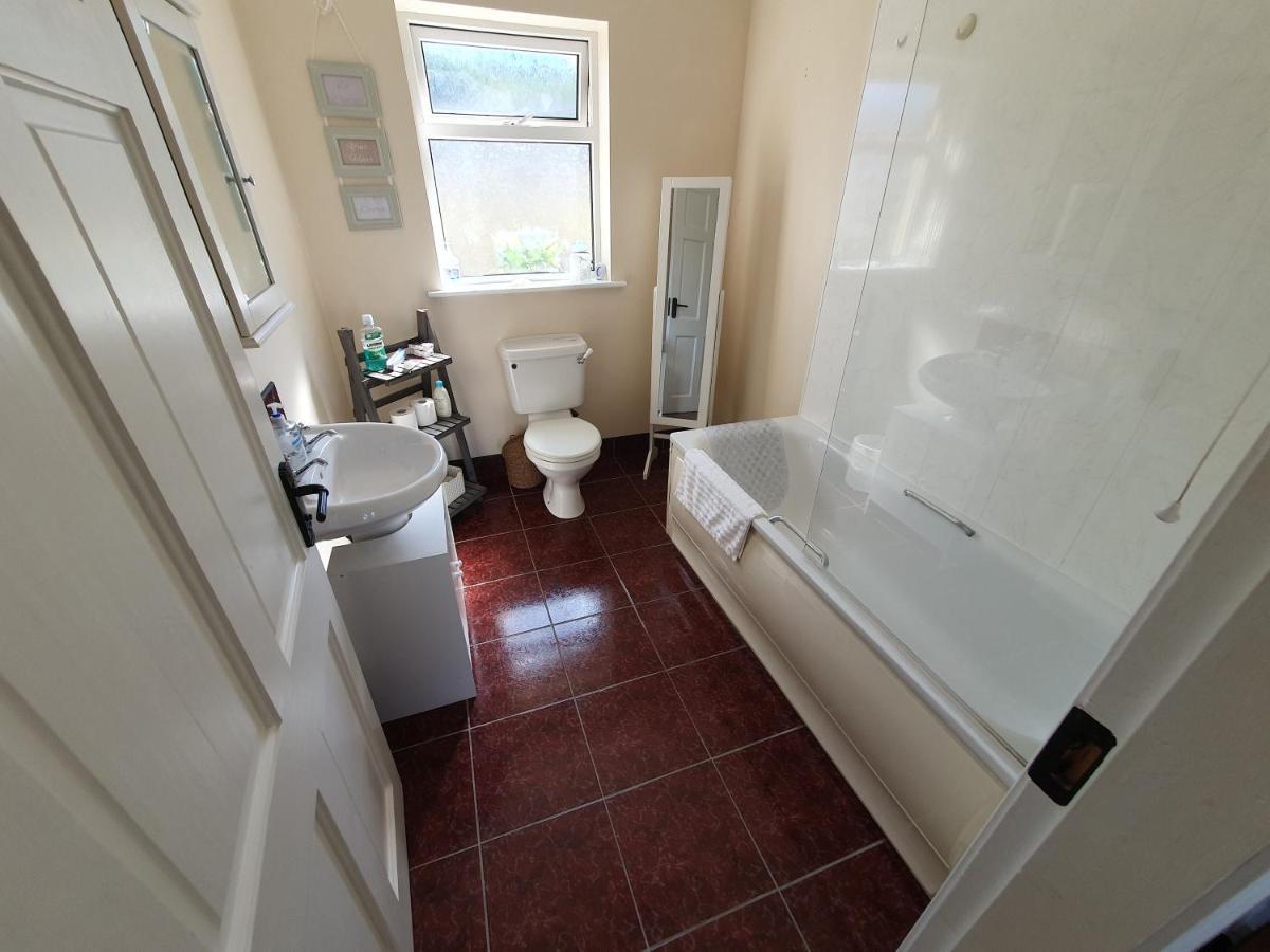 Quiet 2-Bedroom Buncrana Home Dış mekan fotoğraf